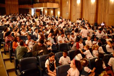 25º Fentepp - Centenas de alunos da cidade e região prestigiaram o espetáculo Sakurá, nessa quarta (13)